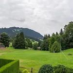 Luxurious 5 Bedroom With Modern Charm *
