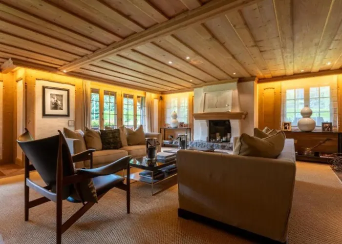 Villa Luxurious 5 Bedroom With Modern Charm Gstaad