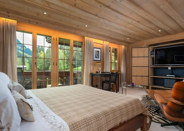 Villa Luxurious 5 Bedroom With Modern Charm