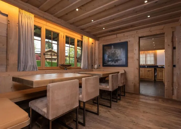 Villa Luxurious 5 Bedroom With Modern Charm